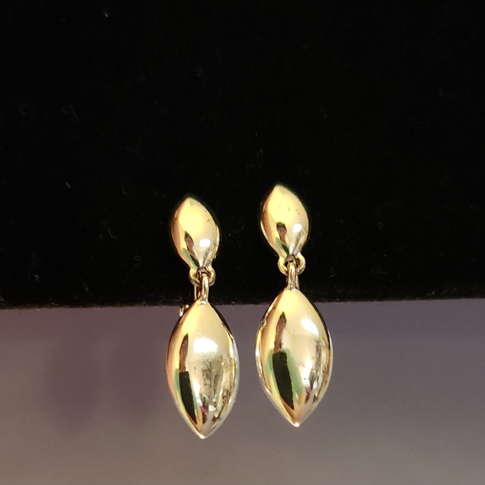VTG Napier silver tone earrings